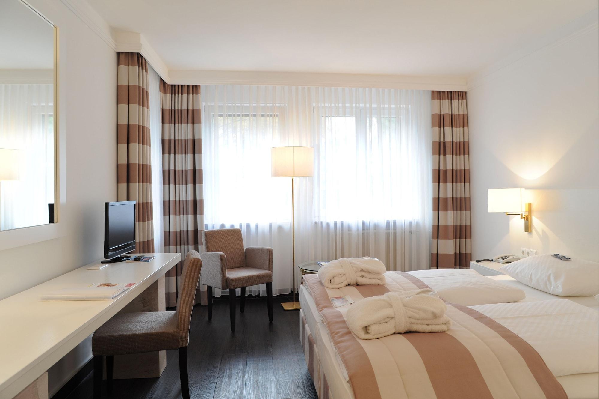 Relexa Waldhotel Schatten Stuttgart Estugarda Exterior foto