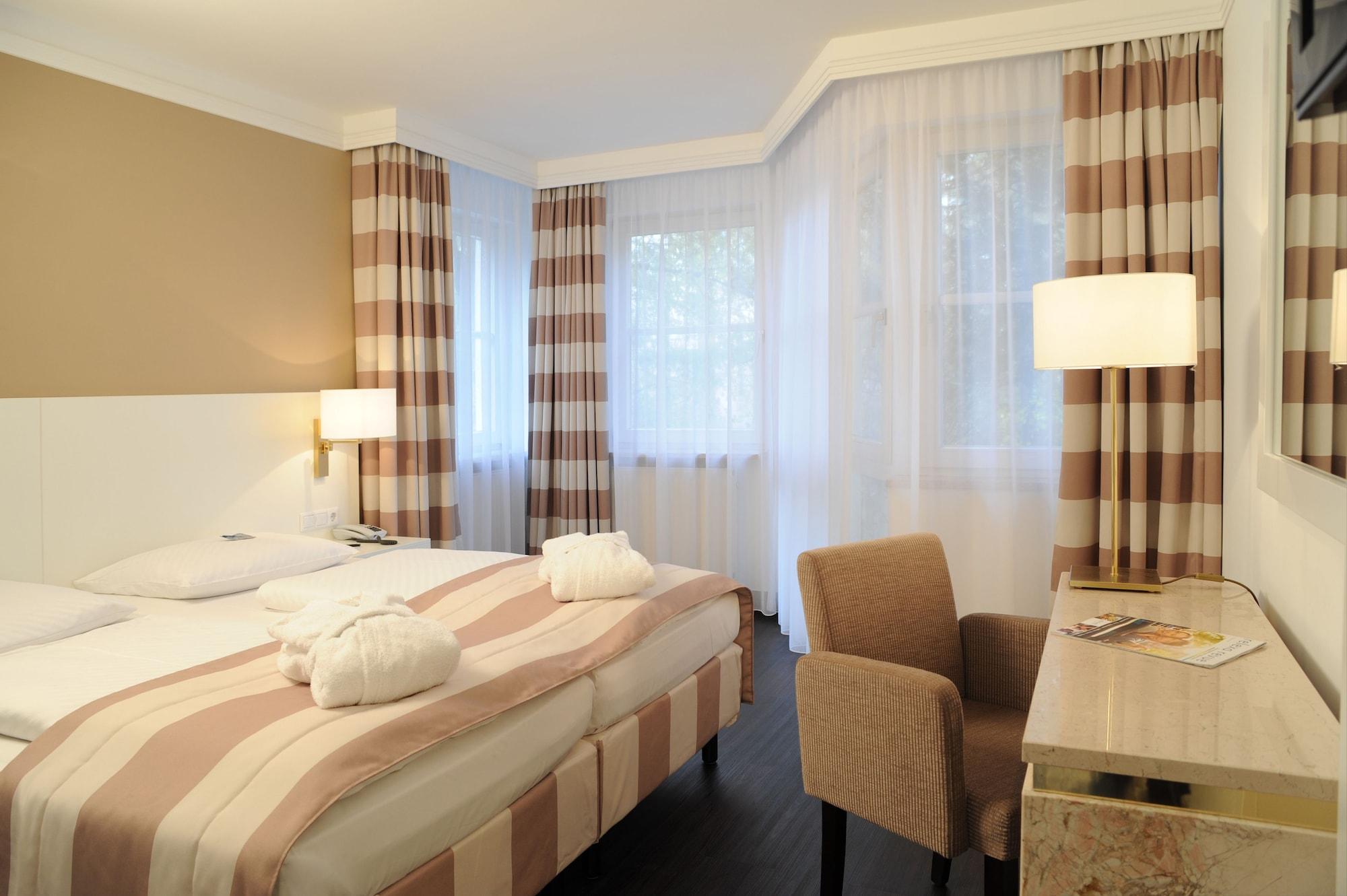 Relexa Waldhotel Schatten Stuttgart Estugarda Exterior foto