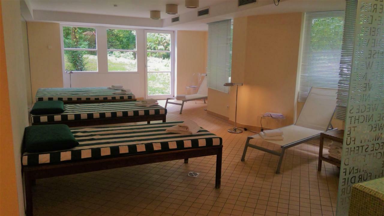 Relexa Waldhotel Schatten Stuttgart Estugarda Exterior foto